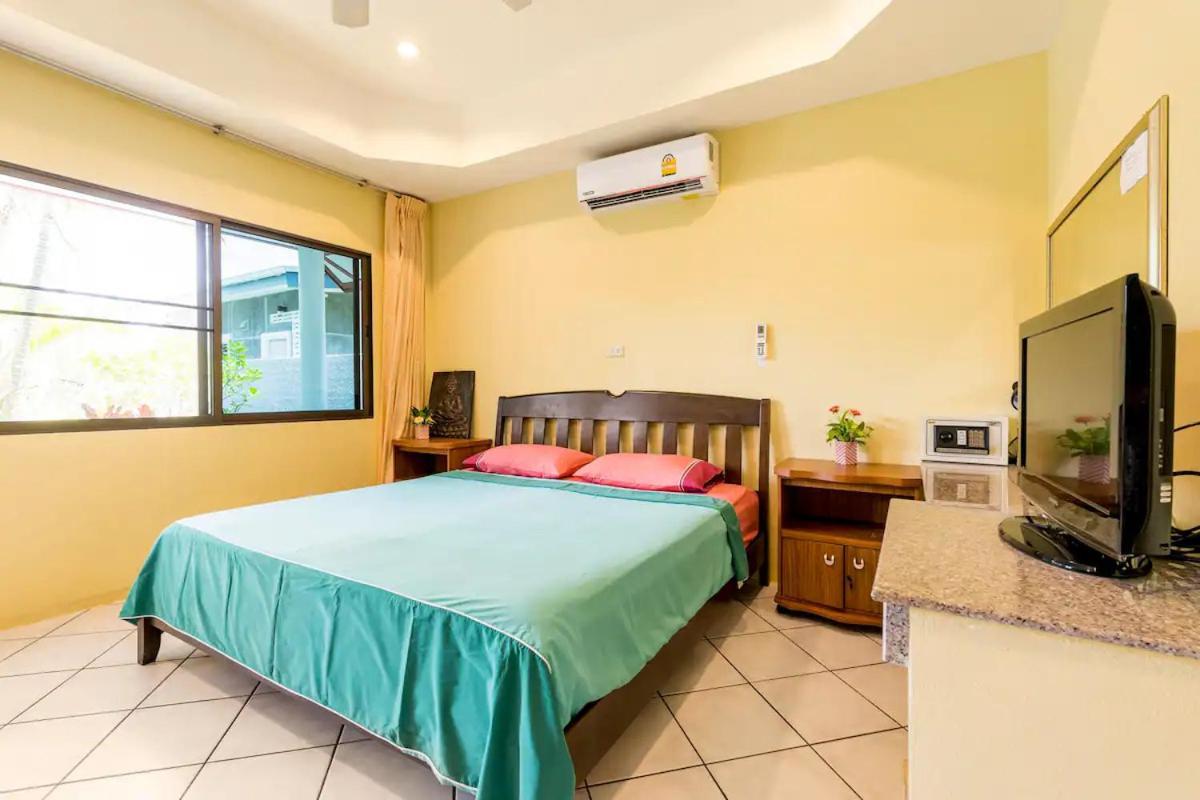 Baan Coconut Villa Pantai Bang Tao Luaran gambar