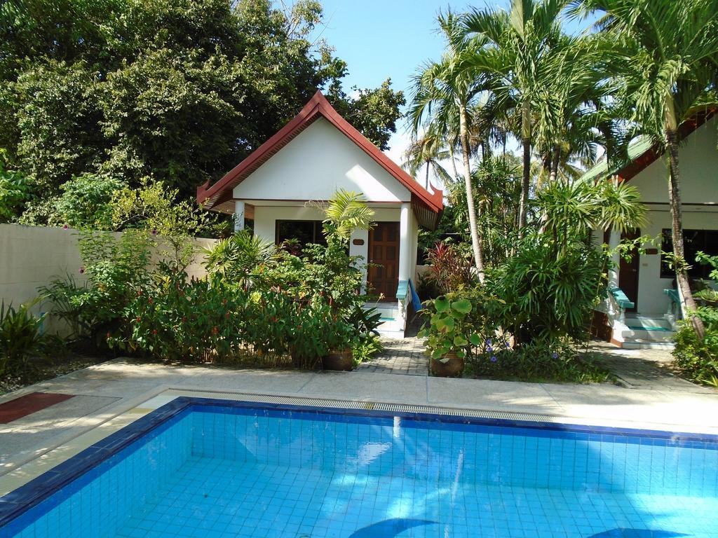 Baan Coconut Villa Pantai Bang Tao Luaran gambar